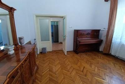 Ultracentral, spatiu comercial  D+P+1, curte generoasa, IDEAL BIROURI - 10