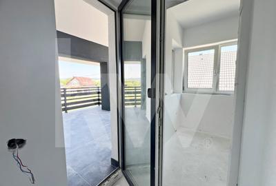Casa de Vanzare in Cristian, Sibiu - 5 Camere, 2 Terase, Teren 486 - 9