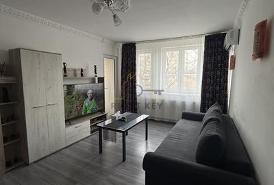 Apartament cu 2 camere semidecomandat, mobilat în P-ța Gorjului - 1