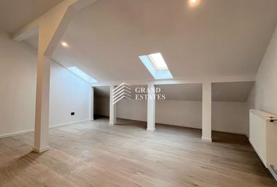 Duplex cu 6 camere cu Canalizare în Otopeni - 11