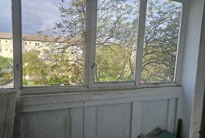 Apartament cu 3 camere semidecomandat în Nufărul - 15