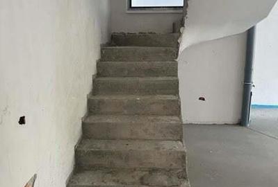 Casă cu 4 camere cu Teren 120 Mp în Păcii - 15