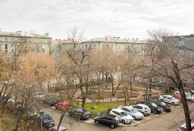 Apartament cu 3 camere semidecomandat în Drumul Taberei - 17