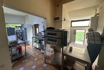 Casă cu 4 camere cu Teren 100 Mp în Central - 7