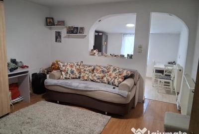 Casă cu 7 camere cu Teren 863 Mp în Brestei - 6
