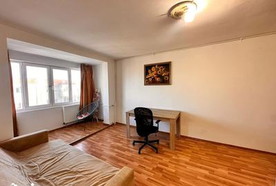 Apartament cu 2 camere decomandat în Tei - 3
