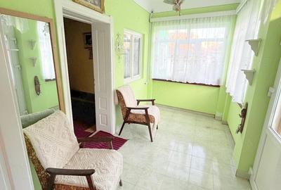 Casă cu Teren 1379 Mp în Central - 6