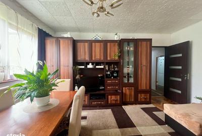 Apartament cu 3 camere decomandat în Nord - 10