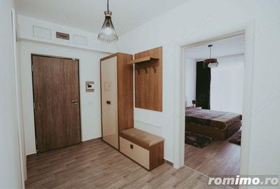 Apartament cu 2 camere decomandat în P-ța Universității - 1