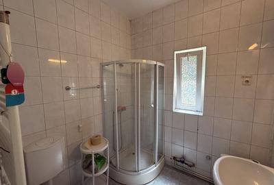 Apartament 3 camere decomandat in vila - 8