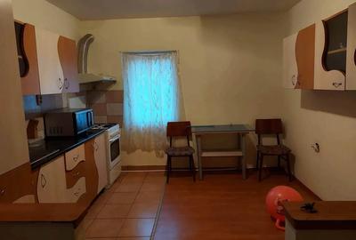 Apartament cu 3 camere în Central - 2
