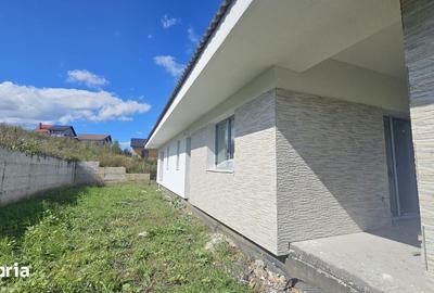 Casă cu 4 camere cu Teren 467 Mp în Central