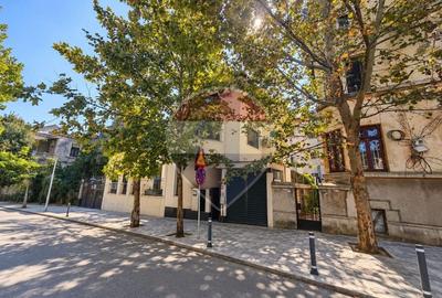 Casă individuală cu 1 camere cu Teren 30 Mp în Armeneasca