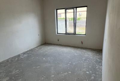Casă cu 4 camere în Lumina - 7