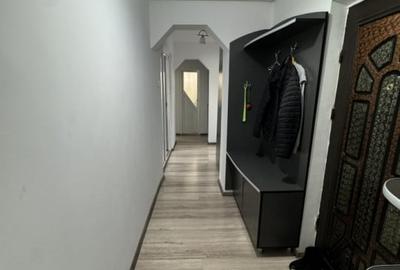 Apartament cu 4 camere decomandat, mobilat în 9 Mai - 19