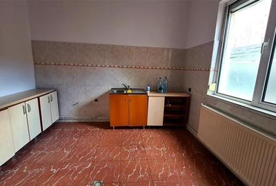 Casa P+E,  4 camere, 2 bai, Central  Maria - 7
