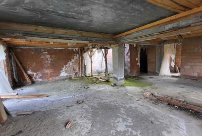 Casă cu 4 camere în Secăriei - 1