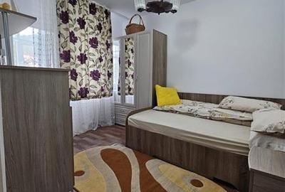 APARTAMENT de 108 mp  DE VANZARE CU 5 CAMERE, ET 1 IN STATIUNEA TURISTICA TG OCN - 8