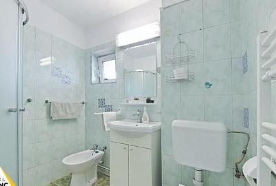 Apartament primitor Ultracentral cu 3 camere pe Bdul Revolutiei - 12