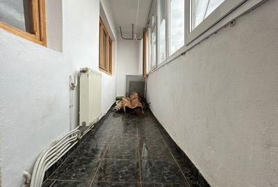 Apartament cu 2 camere decomandat în Viziru 1 - 3
