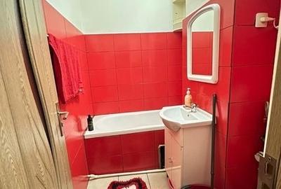 Apartament cu 2 camere decomandat în Ferentari