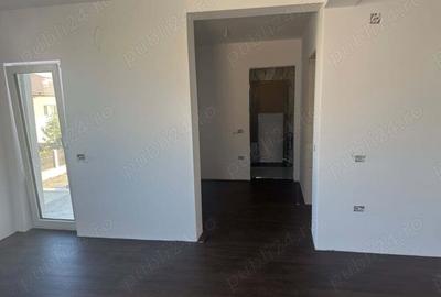 Vand- Casa + 1etaj + pod inalt - 4