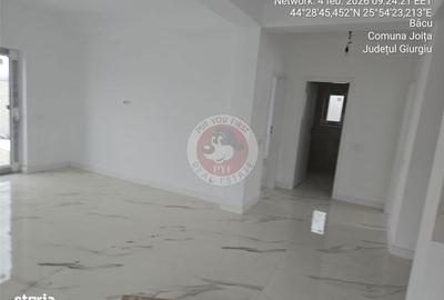Casă cu 3 camere decomandat în Joița - 8