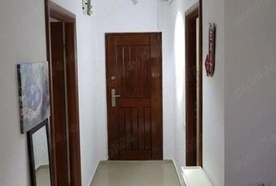 Garsonieră decomandată în Central - 2