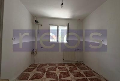 APARTAMENT DE VÂNZARE 3 CAMERE + LOC DE PARCARE + BOXA ZONA POLONĂ - 3