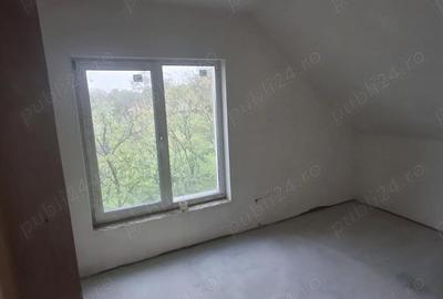 Casă cu Teren 2860 Mp în Țigănași - 9