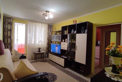 Apartament cu 2 camere în Micro 19