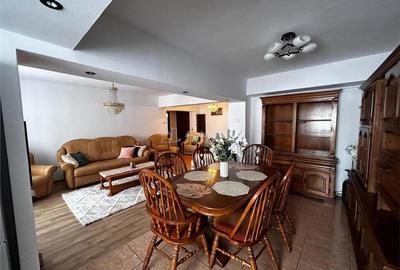 Apartament cu 3 camere decomandat în Central - 12