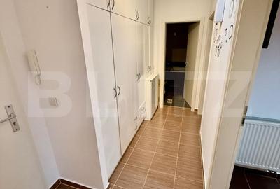 Apartament de vanzare, cu 2 camere, decomandat, etaj 7/8, zona Avantgarden - 4