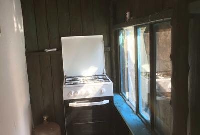 Casă cu 3 camere în Mărașu - 6