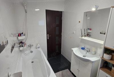 Apartament cu 2 camere decomandat, mobilat în Galata - 6