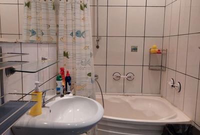Apartament cu 3 camere semidecomandat în Central - 8