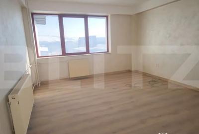 Spațiu comercial, de 130 mp, în Central - 10