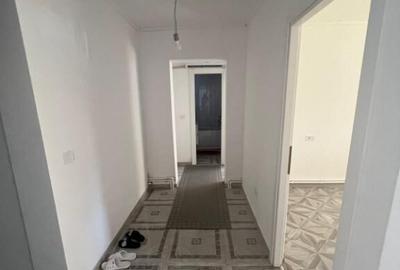 Totul NOU , 3 camere decomandate ,PARTER cod CE 1021 - 7