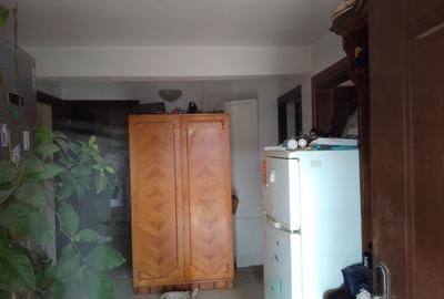 Casă cu 4 camere cu Teren 650 Mp în Bordei - 7