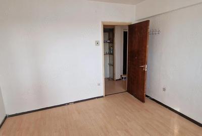 Apartament cu 2 camere decomandat în Malu Roșu - 10