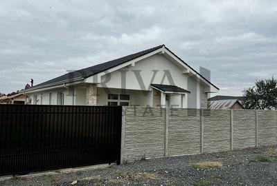 Casă individuală cu 3 camere cu Teren 290 Mp în Bucovăț (Remetea Mare)