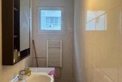 Garsoniera luminoasa | Geam la baie | Metrou Nicolae Grig - 3