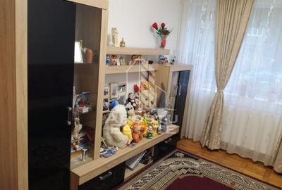 Apartament cu 2 camere, decomandat, situat in zona Iosefin - 4