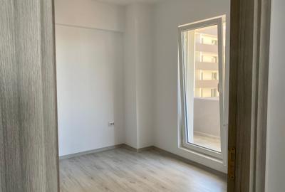 Apartament cu 3 camere semidecomandat în Militari - 11
