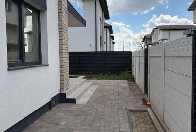 Casă individuală cu 5 camere cu Canalizare în Est - 3