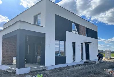 Casă cu 5 camere cu Teren 277 Mp în Torontalului - 4