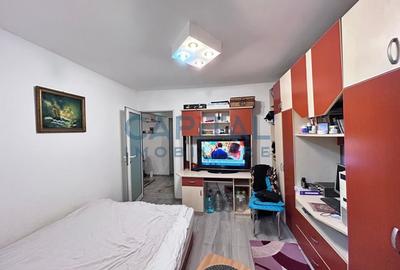 Apartament 91 mp, 3 camere, transformat in 2 apartamente, 2 intrari, Manastur - 10