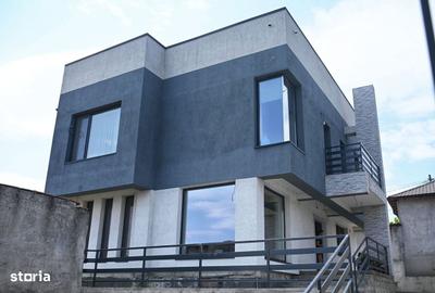 Casă cu Teren 390 Mp în Central - 9