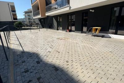 Apartament de vanzare - 3 camere, modern, luminos, cu terasa spatioasa+Parcare - 8