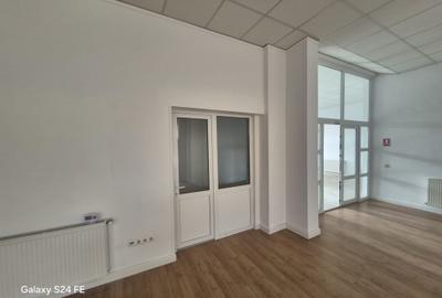 Spațiu comercial, de 100 mp, în Vest - 3